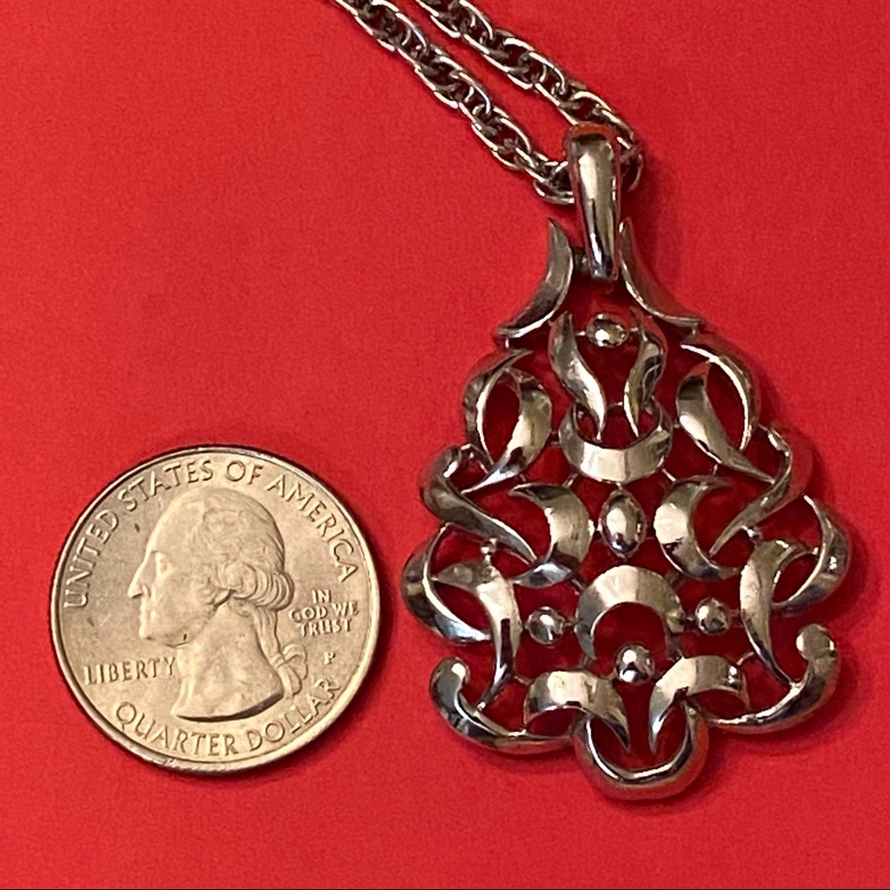 Vintage Crown Trifari Modernist Pendant Necklace - Picture 5 of 10